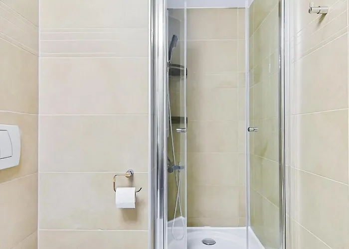 Incity - Near Mall, Balcony - Rh Living Daire Bükreş