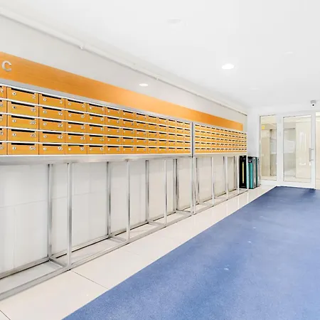 Central Studio With Balcony And Self Check-In Rh Living *